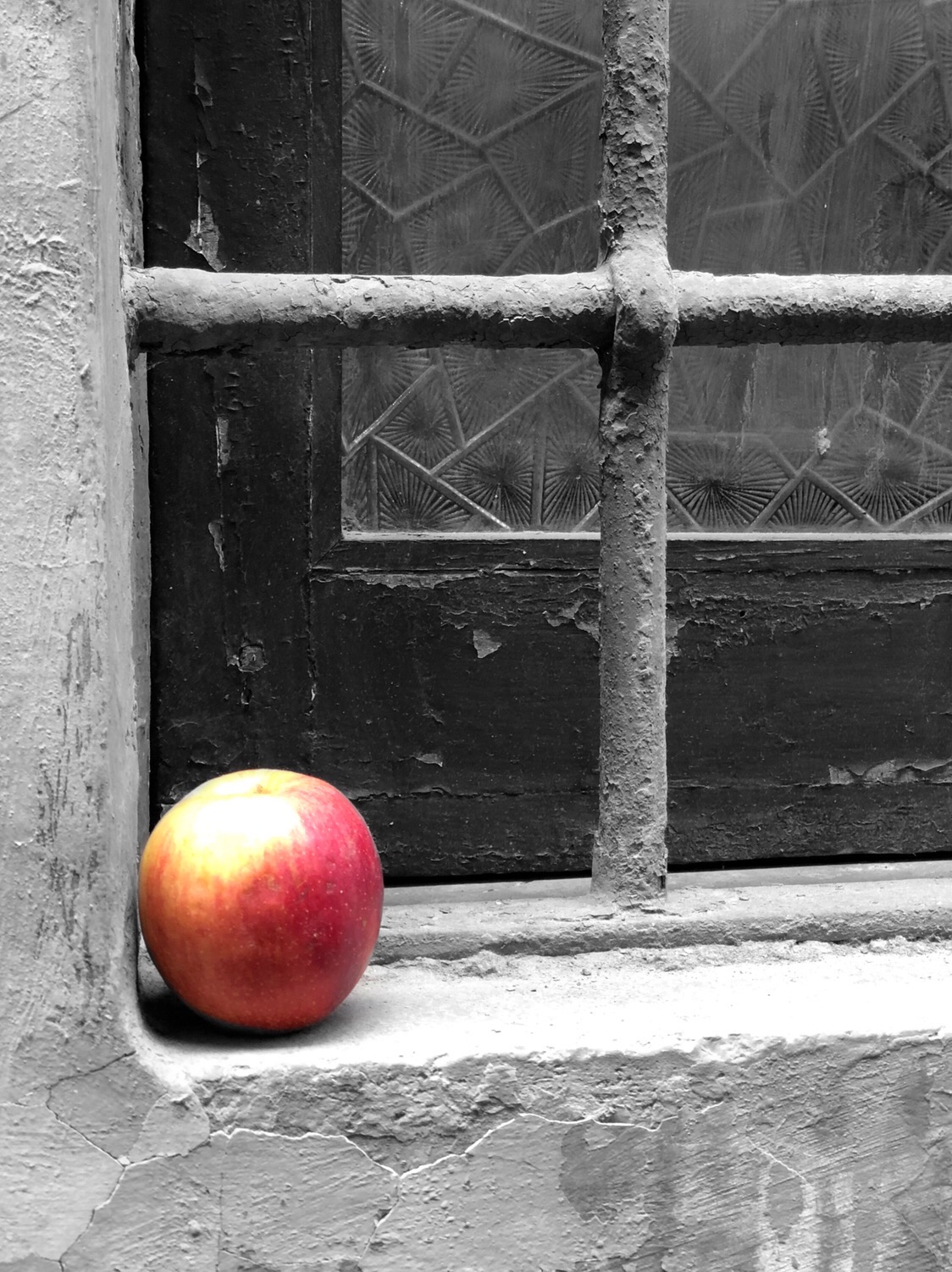 The Red Apple